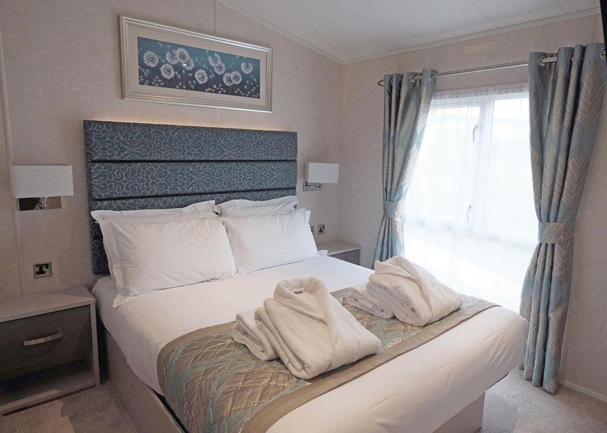 Piran Meadows Resort New Quay Exteriér fotografie