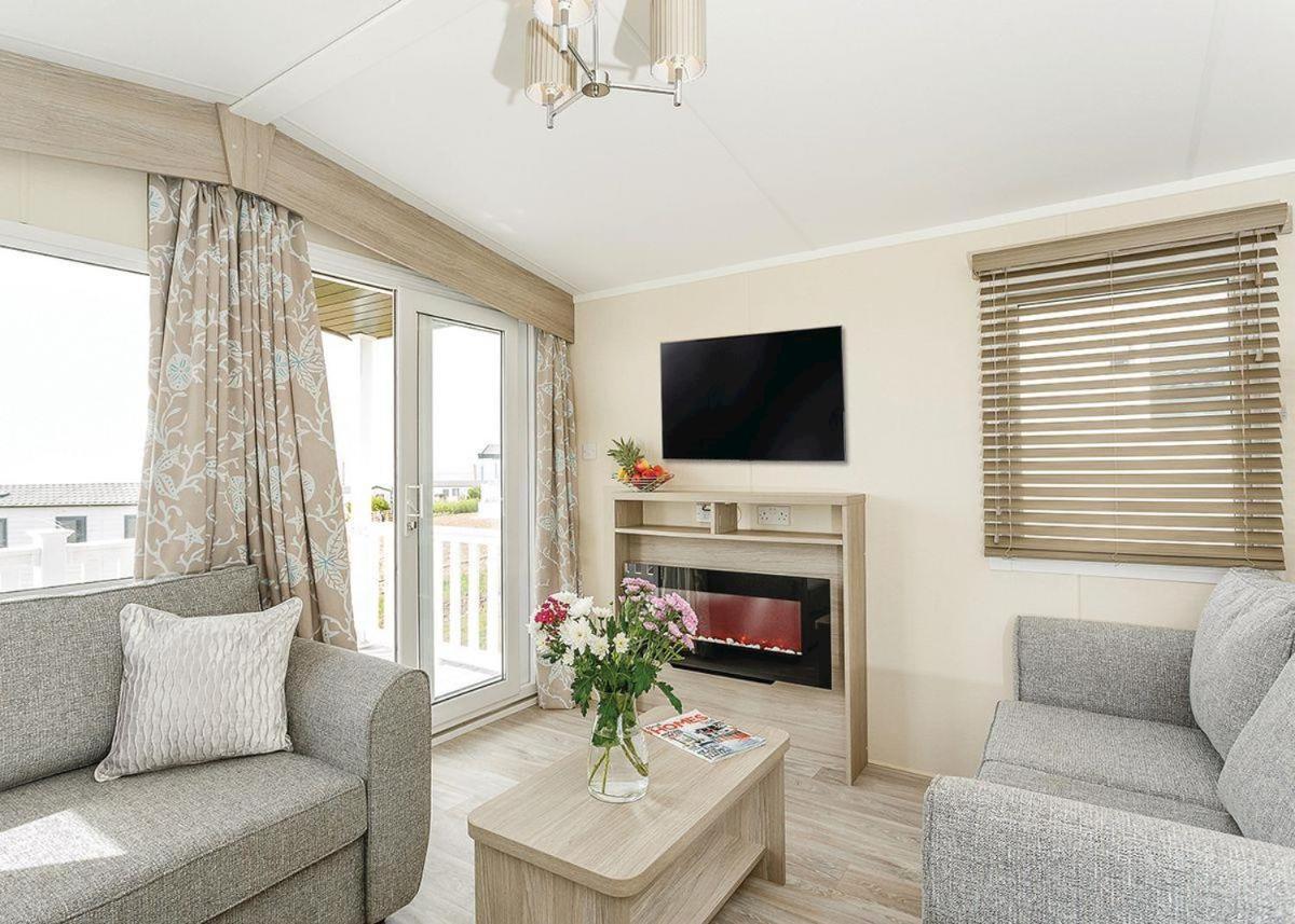 Piran Meadows Resort New Quay Exteriér fotografie