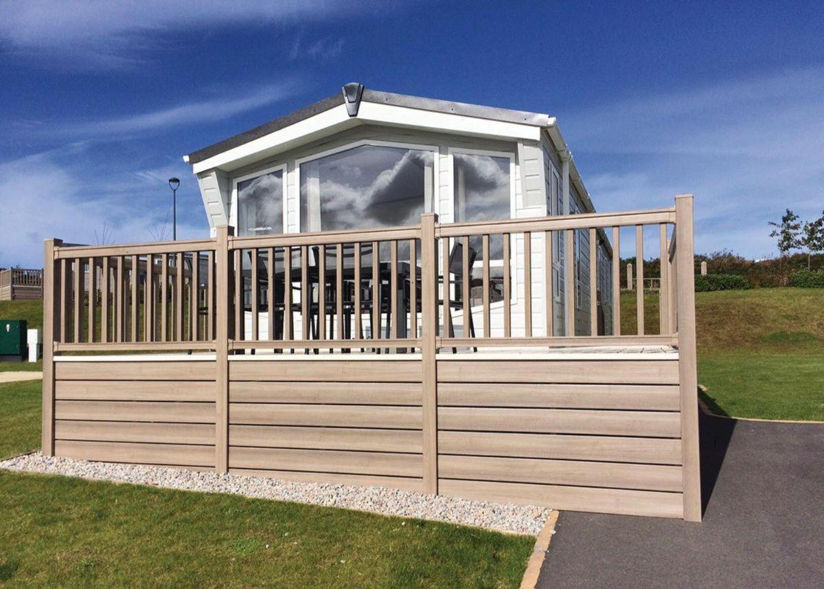 Piran Meadows Resort New Quay Exteriér fotografie